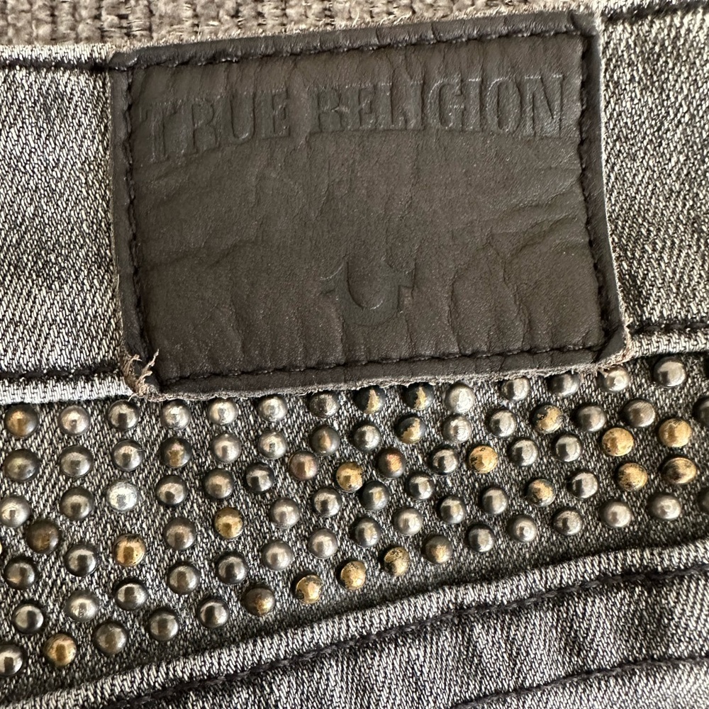 True Religion, Gray, Denim Skinny Jeans, Size 36. 100% Cotton. Good Condition.